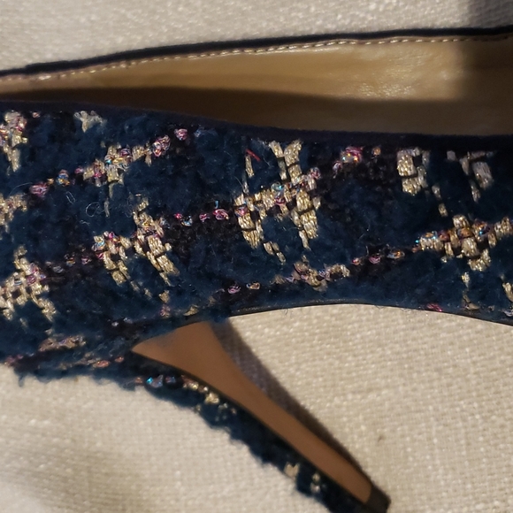Ann Taylor tweed pumps - Picture 8 of 9
